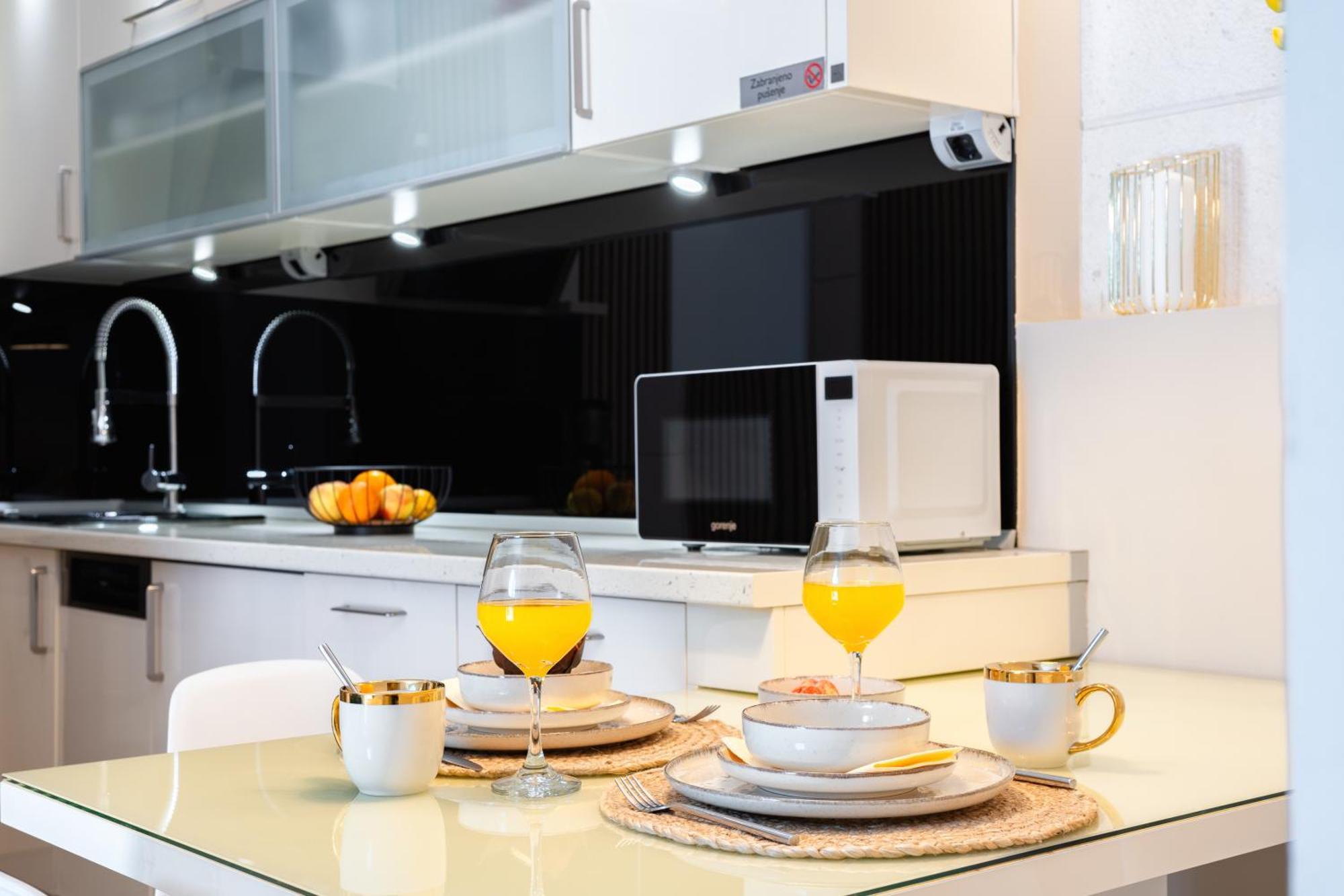 Premium Apartment Alba Rosa スプリト エクステリア 写真