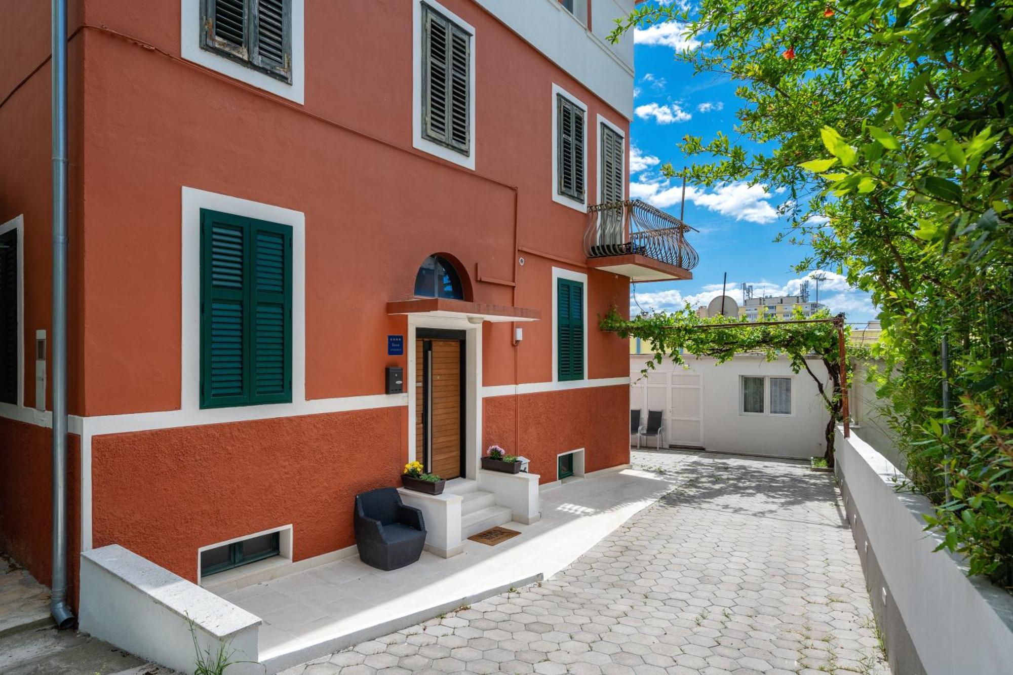 Premium Apartment Alba Rosa スプリト エクステリア 写真